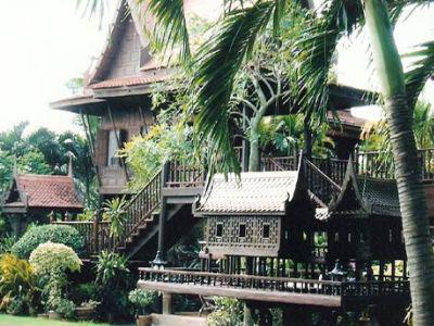 ホテルThe Thai House ノンタブリー エクステリア 写真