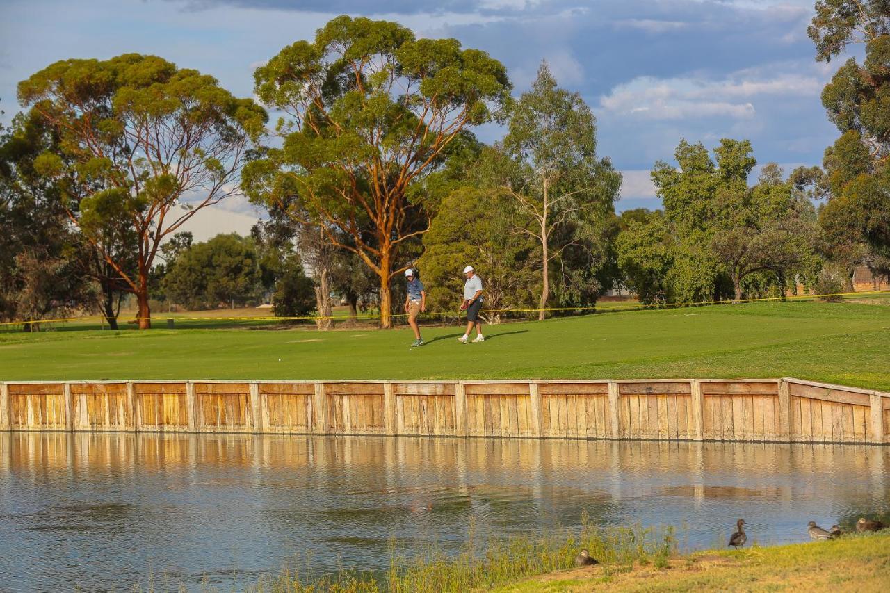 Mildura Golf Resort エクステリア 写真