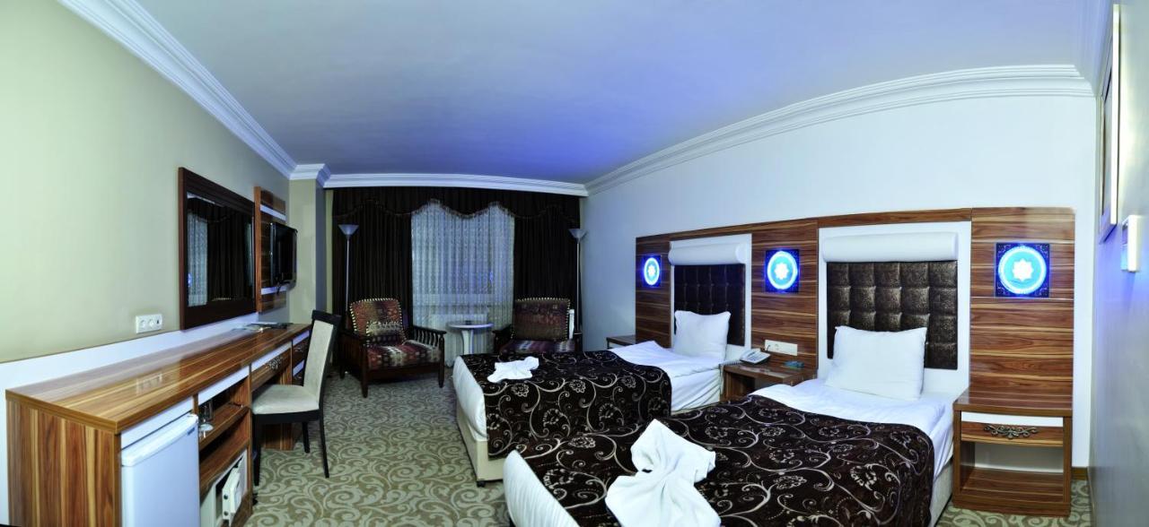 Demosan Hotel Karaman エクステリア 写真