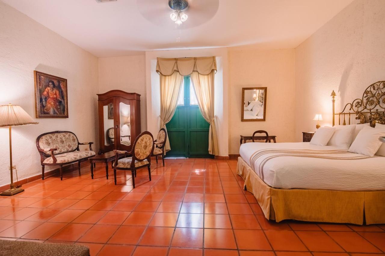 Hotel El Convento Leon Nicaragua エクステリア 写真