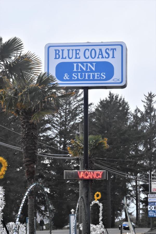 Blue Coast Inn & Suites ブルッキングズ エクステリア 写真