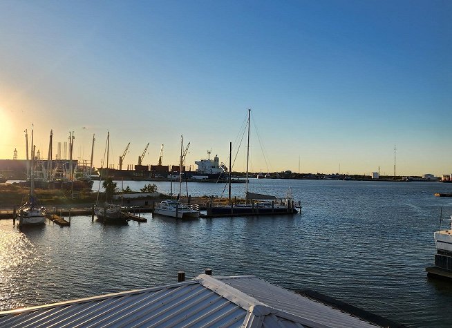 Galveston Yacht Marina photo