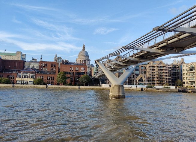 Thames River photo