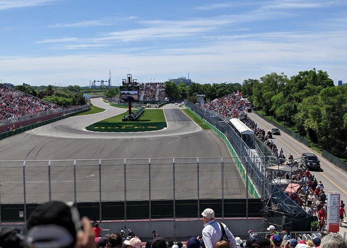 Gilles Villeneuve Racing track photo