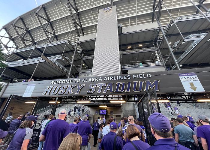 Husky Stadium photo