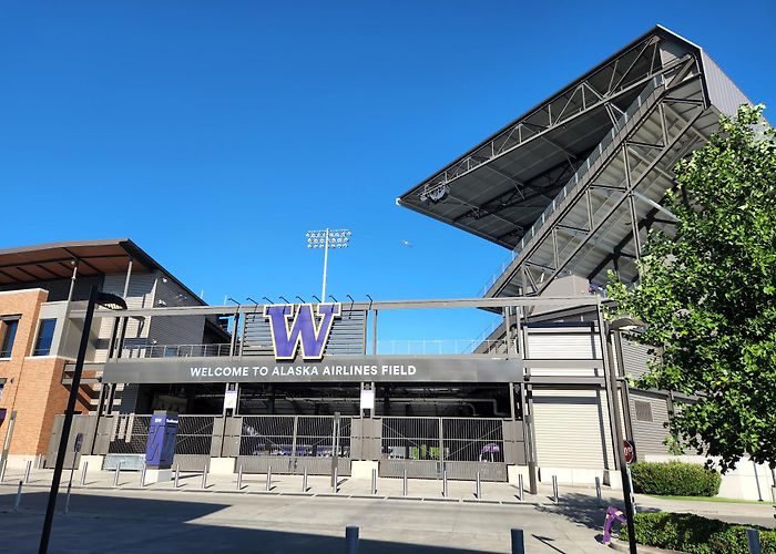 Husky Stadium photo