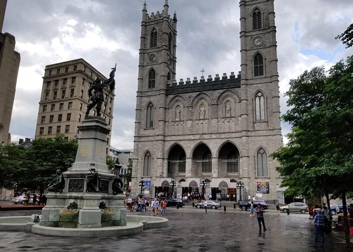 Notre-Dame Basilica Montreal photo