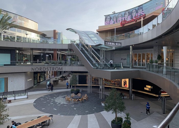 Santa Monica Place photo