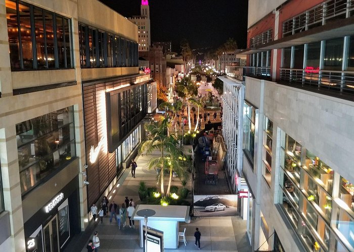 Santa Monica Place photo