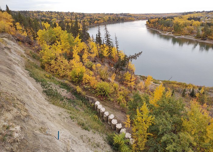 Laurier Park Keillor Point... Hard to believe there was a road here! : r/Edmonton photo