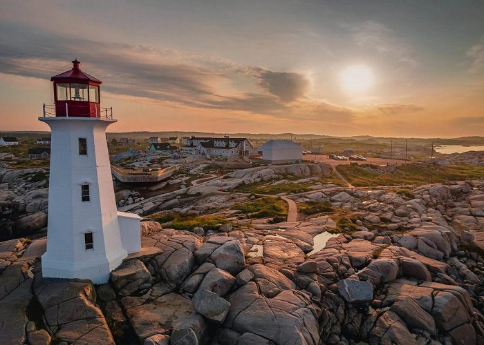 Peggys Cove Lighthouse Peggy's Cove Lighthouse | Nova Scotia Photo Spot - PIXEO photo