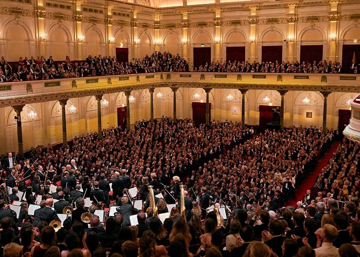 opéra Concertgebouw Amsterdam's Concertgebouw Plays to Full Houses Again photo
