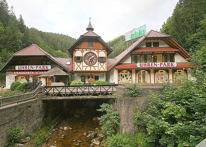 Weltgrößte Kuckucksuhr HAUS SCHAETZLE - Prices & Lodge Reviews (Schonach, Germany) photo