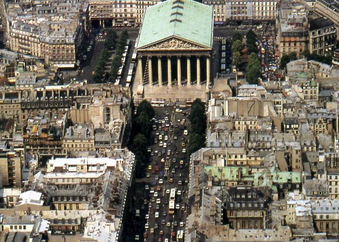 Eglise de la Madeleine L'église de la Madeleine - Paris - revives the Classical Greek ... photo