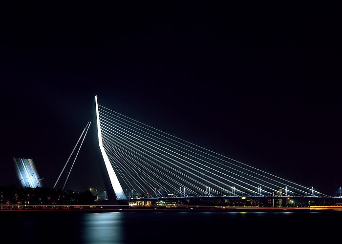 Erasmus Bridge The Process of Building the Erasmus Bridge - UNStudio photo
