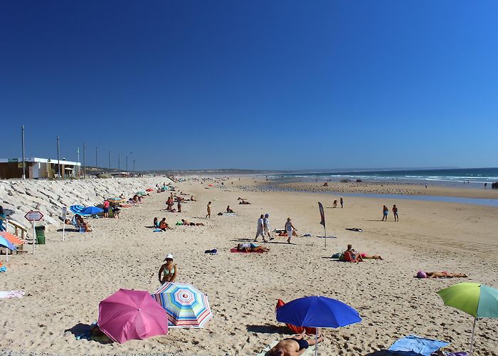 Almada Forum Shopping Center Things to Do in Almada in 2024 | Expedia photo