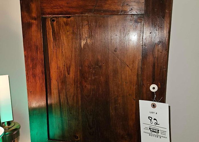 The Court of the Prince Early wall cabinet, Delft porcelain houses | Proxibid photo