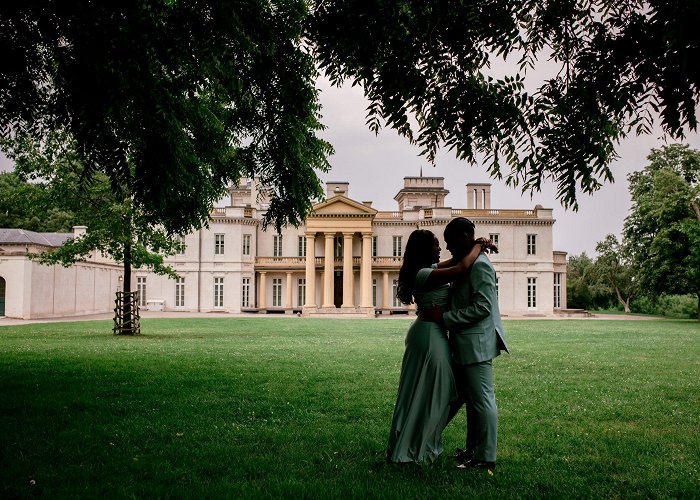 Dundurn Castle Kristoff and Britny's Engagement Photos at Dundurn Castle in ... photo