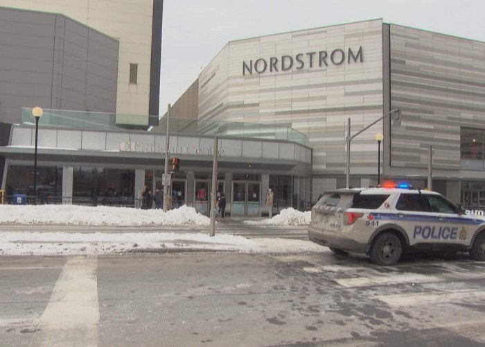 Rideau Mall Rideau Centre employees frustrated by evacuation on first day of ... photo