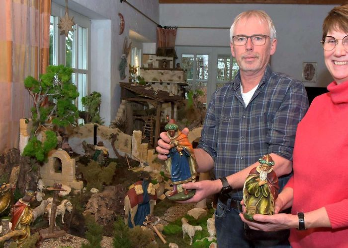 Krippen in Soest Große Krippenlandschaft: Figuren sind über 100 Jahre im Familienbesitz photo