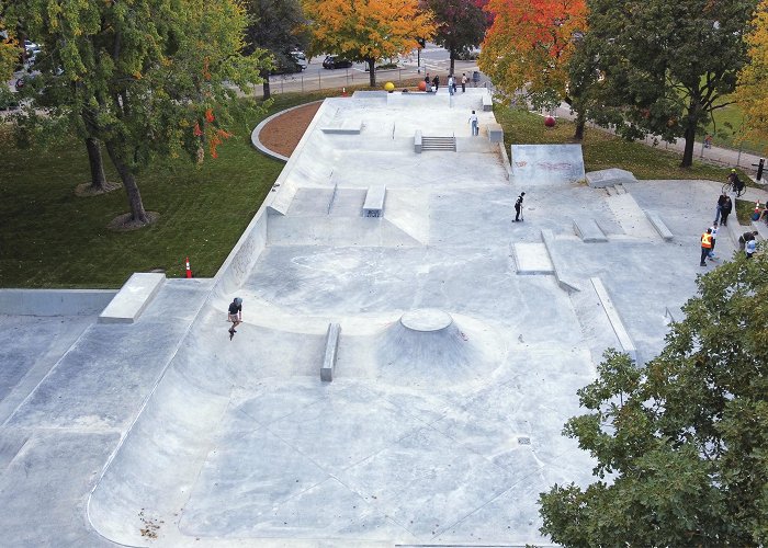 Ahuntsic Park Parc Ahuntsic skatepark | Ville de Montréal photo