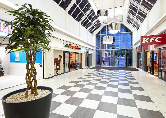 Boulders Shopping Centre LukePhoto - Boulders Shopping Centre photo