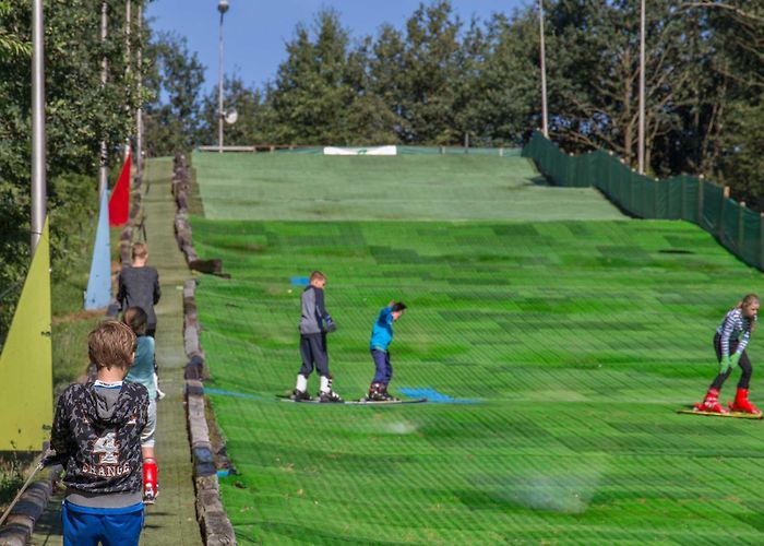 Stichting Kunstskibaan Drenthe Molecaten Outdoor Drenthe in Wezuperbrug | Molecaten photo