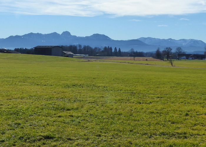 Wallfahrtskirche Wilparting The Top Hiking Trails in Bruckmühl | Outdooractive photo