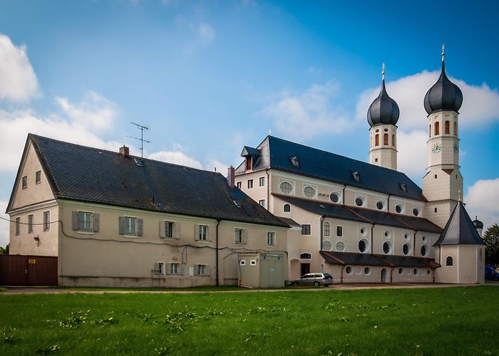 Wallfahrtskirche Wilparting Visit Bruckmuehl: 2024 Travel Guide for Bruckmuehl, Bavaria | Expedia photo