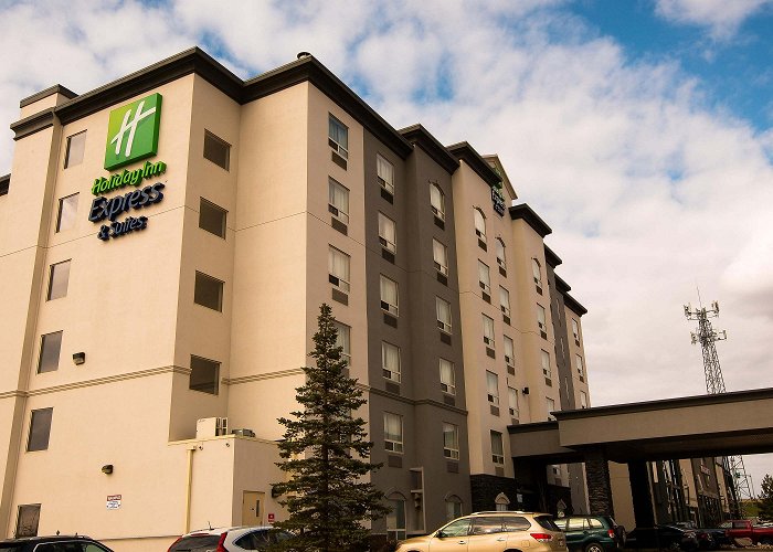 Londonderry Arena Holiday Inn Express Hotel | Edmonton, Alberta photo