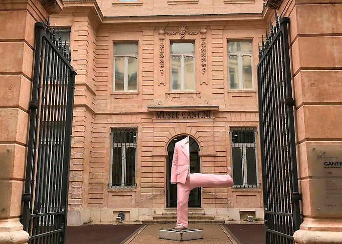 Museum of Fine Arts René Gimpel Heirs to Receive Restituted André Derain Paintings photo