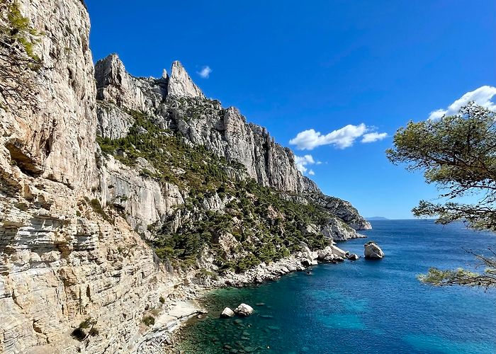 Calanque Sugiton Calanque des Pierres Tombées (Marseille 9ème) | Marseille Tourism photo