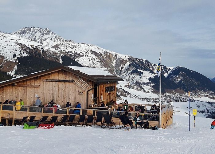 Planatsch Hike to the Schliusa piste bar - BERGFEX - Snowshoe - Tour Graubünden photo