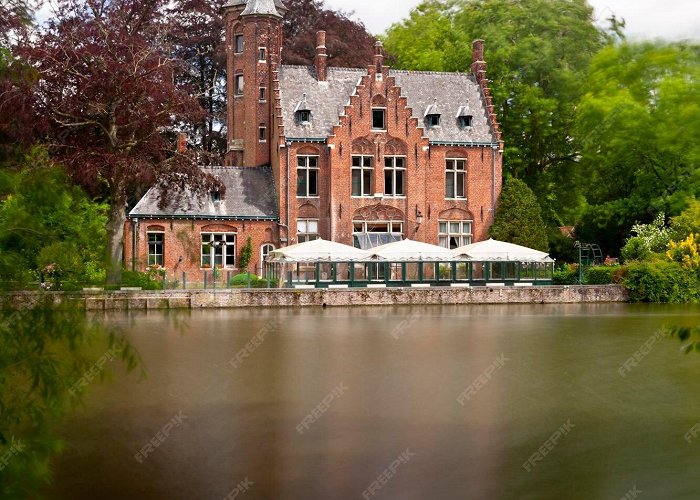 Castle Minnewater Premium Photo | Minnewater house in bruges belgium photo