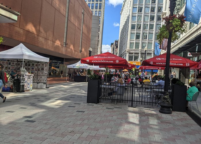 Sparks Street Mall Boston's car-free zone : r/fuckcars photo