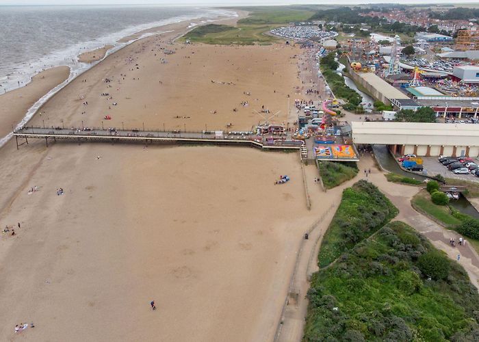 Skegness Beach Lincolnshire: Teenage boy dies after going into sea in Skegness ... photo