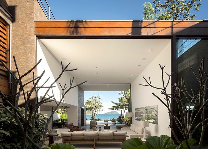 Baleias Beach West Whales Condominium - Projects - Arthur Casas photo