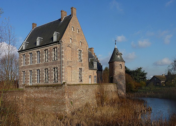 Moeskroen / Mouscron Chateau des Comtes de Mouscron Tours - Book Now | Expedia photo