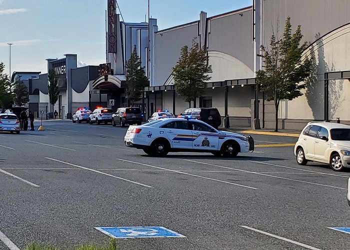 Woodgrove Centre Gun scare that forced evacuation of Nanaimo mall caused by replica ... photo