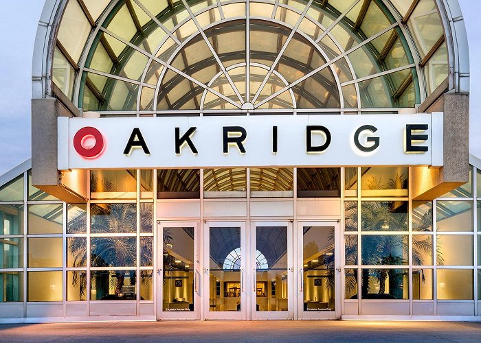 Oakridge Centre Oakridge Centre - British Columbia Investment Management Corporation photo