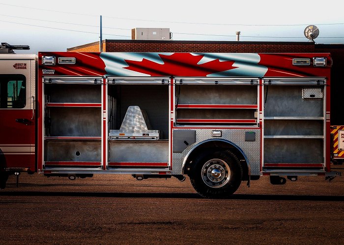 Canadian Fire Fighters Custom and Commercial Fire Trucks in Ontario — Dependable ... photo