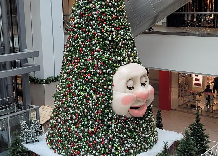 Mic Mac Mall Woodie is here and sleeping : r/halifax photo