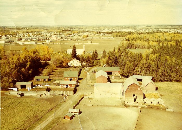 Sunnybrook Farm Museum Pin on Bower Family History photo