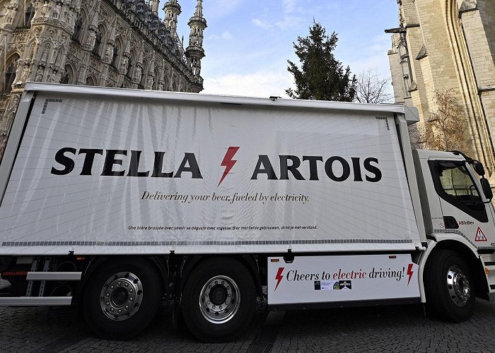 AB Inbev First ever e-truck arrives in Leuven to deliver beer with no ... photo