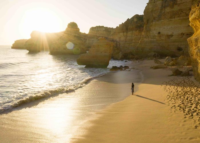 Vale da Pinta Golf Course Estombar turismo: Qué visitar en Estombar, Lagoa, 2024 | Viaja con ... photo