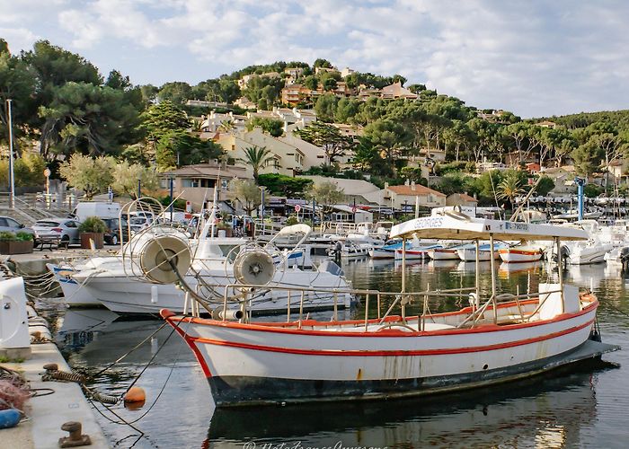 Saint-Cyr-sur-Mer photo