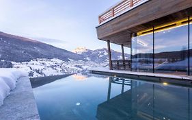 Hotel Niblea Dolomites オルティゼーイ Exterior photo
