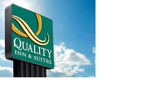 Quality Inn & Suites パインデール Exterior photo