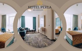 Hotel Perla バイレ・ウヌ・マイ Exterior photo