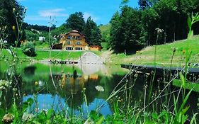 Zgornja Kungota Zelena Oaza Bed & Breakfast Exterior photo